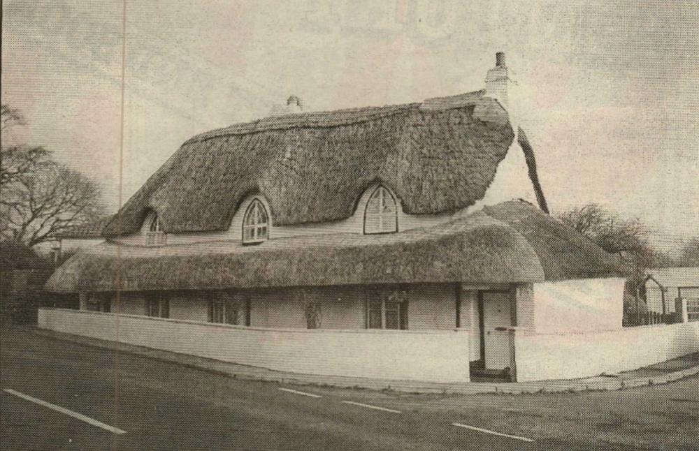Feb 2000 Bideford thatched cottage for sale