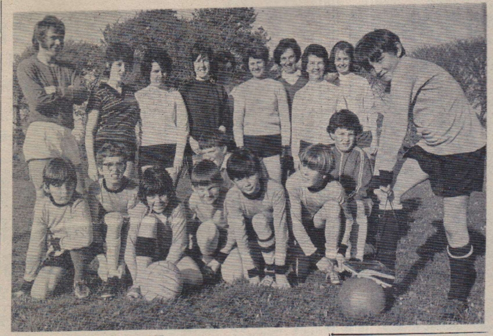 19.5.1972 Appledore Primary football1