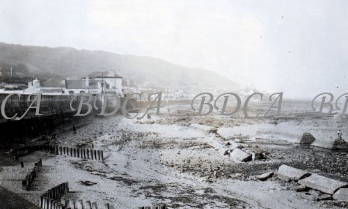 58   beach towards promenade