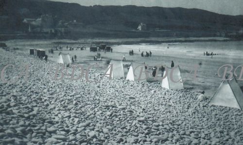 58   bathing huts beach