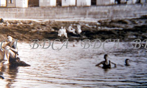 58   bathing off pebbles and rocks